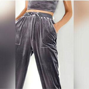 Women's House of Harlow 1960 Charcoal Gray Velour Track Pants & Joggers XL